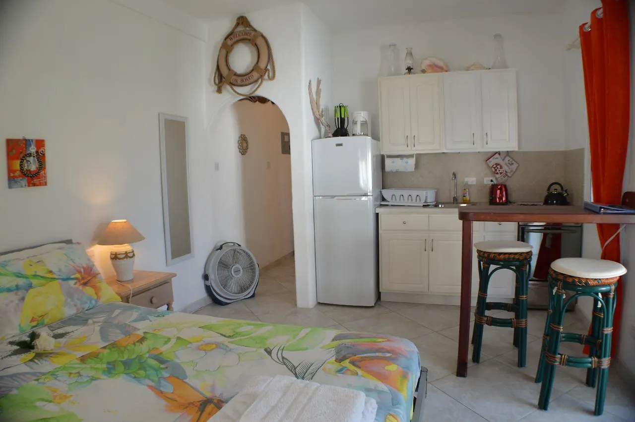 Tropical Gecko Studio - Sweet Jewel Apartments Christ Church